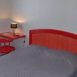 Le Crab Hotel